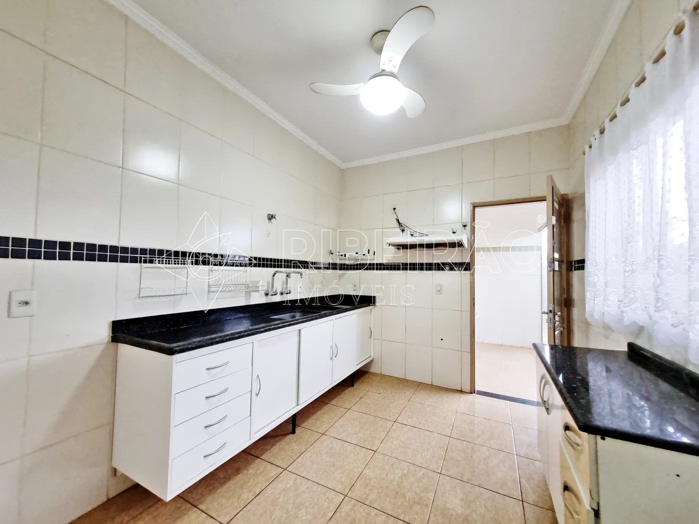 Alugar Casa / Casa em Ribeir&atilde;o Preto R$ 2.200,00 - Foto 8