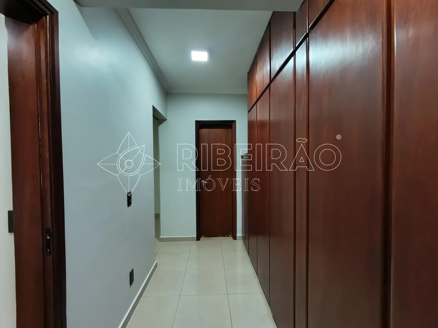 Alugar Apartamento / Padr&atilde;o em Ribeir&atilde;o Preto R$ 3.000,00 - Foto 10