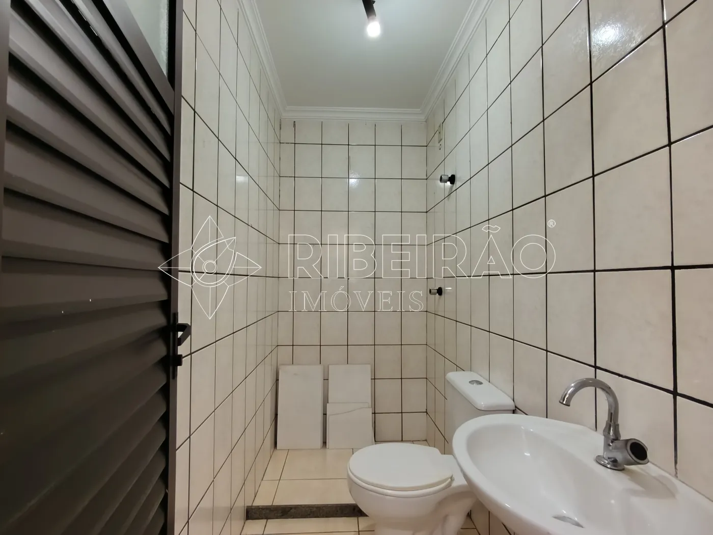 Alugar Apartamento / Padr&atilde;o em Ribeir&atilde;o Preto R$ 3.000,00 - Foto 17