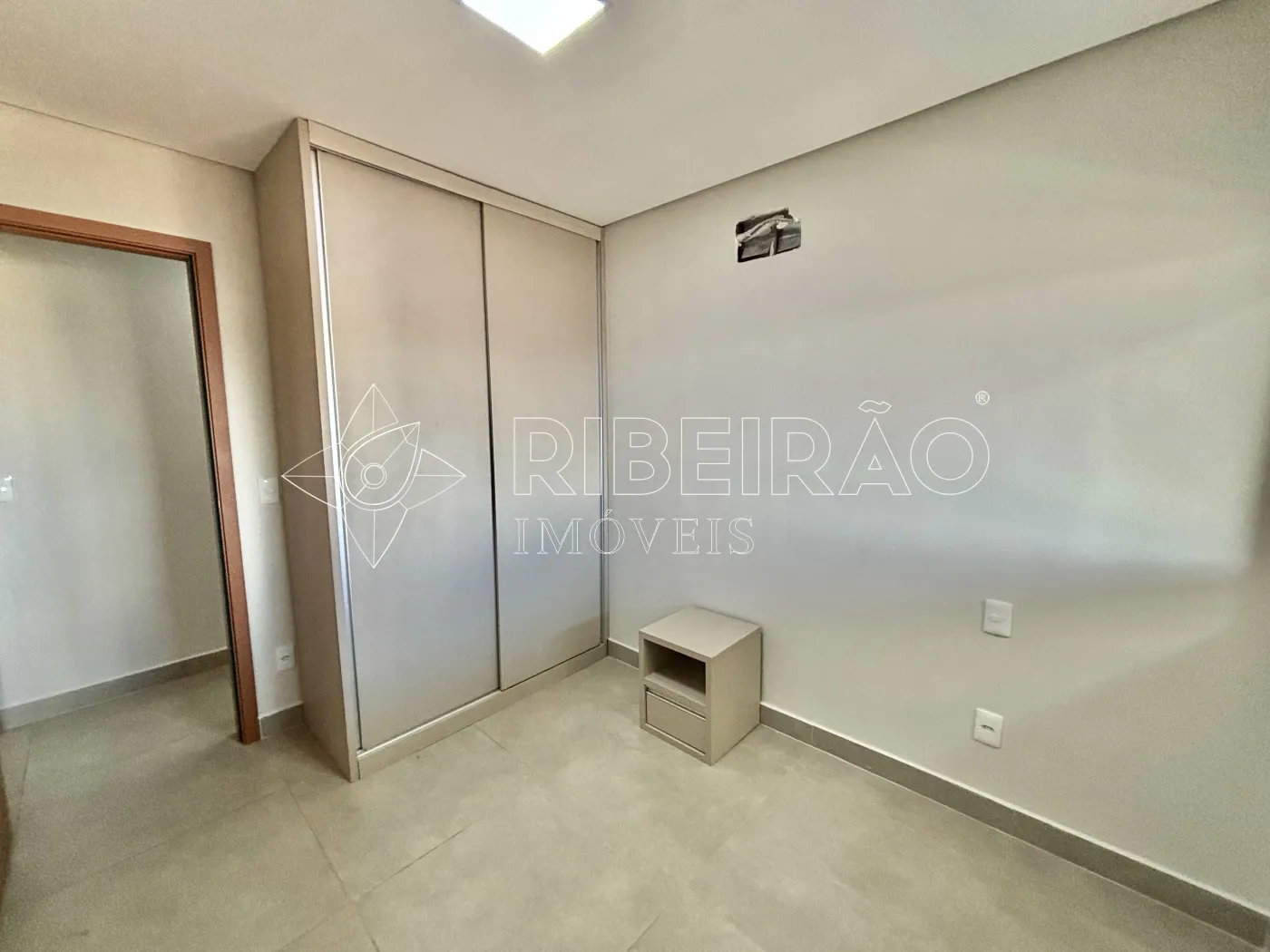 Alugar Apartamento / Padr&atilde;o em Ribeir&atilde;o Preto R$ 3.200,00 - Foto 10