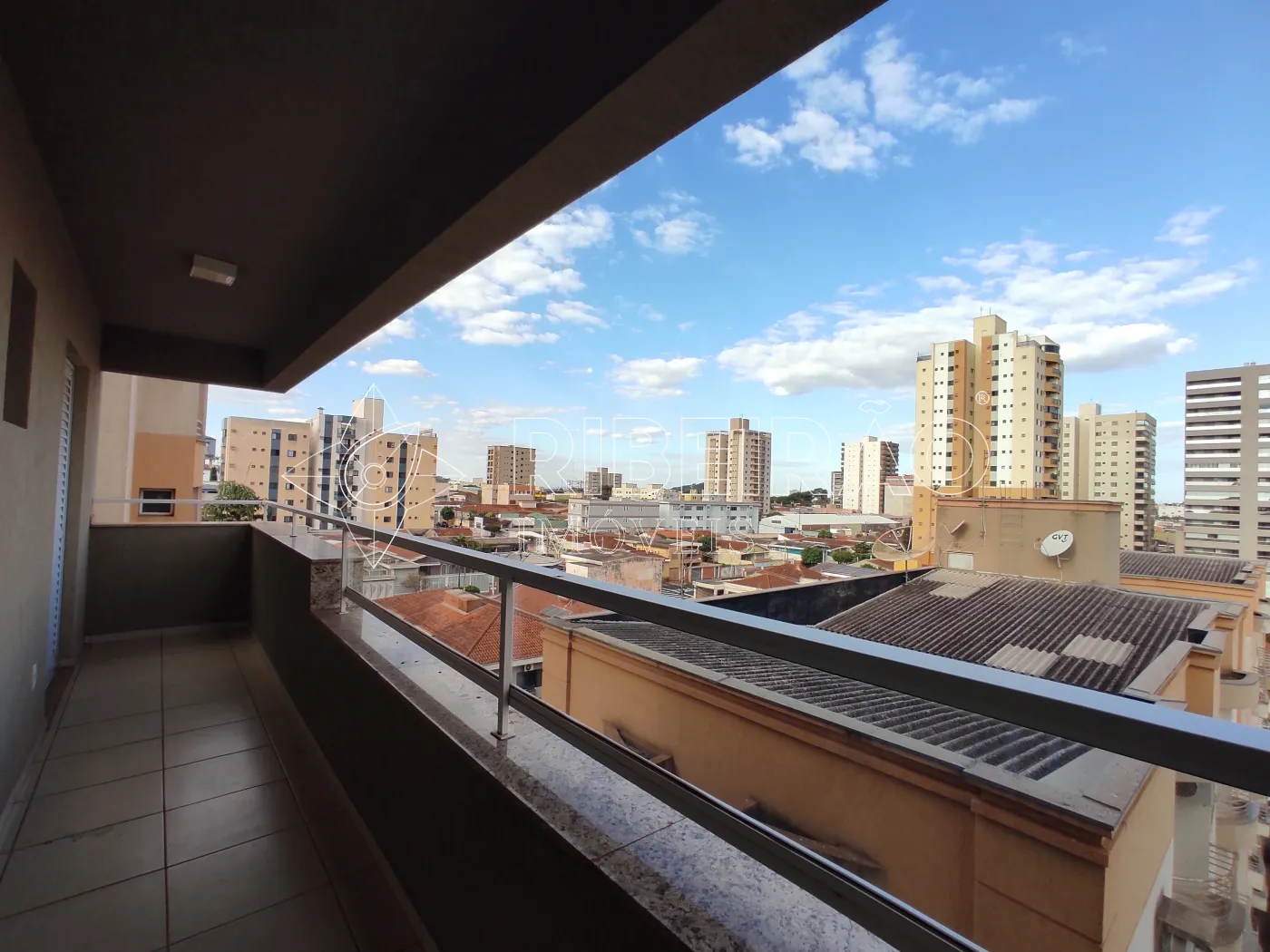Alugar Apartamento / Padr&atilde;o em Ribeir&atilde;o Preto R$ 2.500,00 - Foto 4
