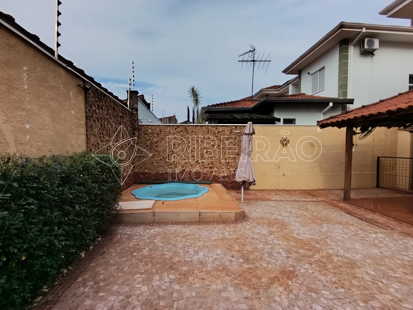 Alugar Casa / Condom&iacute;nio em Ribeir&atilde;o Preto R$ 3.500,00 - Foto 2