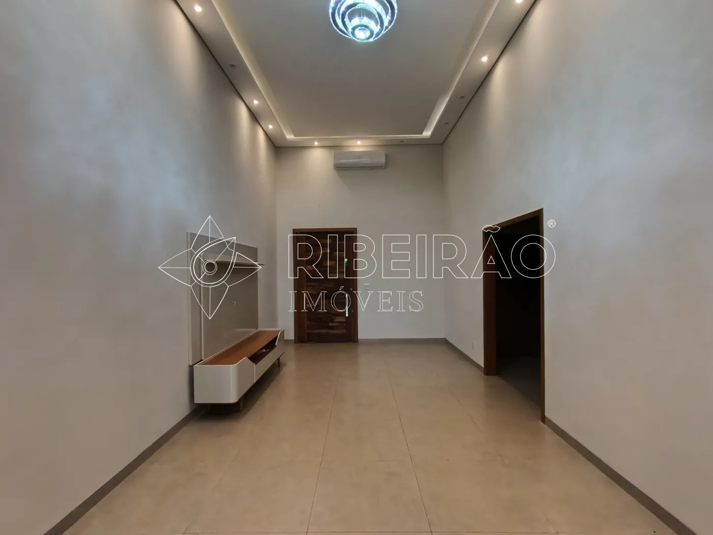 Alugar Casa / Condom&iacute;nio em Ribeir&atilde;o Preto R$ 6.500,00 - Foto 2