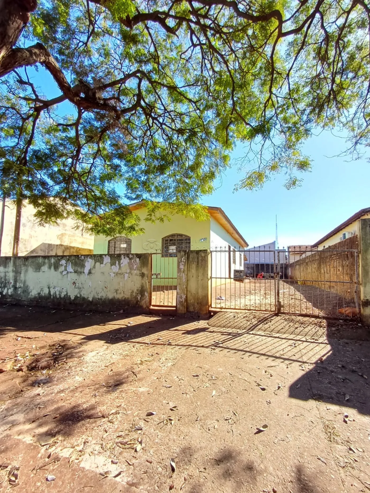 Alugar Casa / Padr&atilde;o em Dourados R$ 600,00 - Foto 2