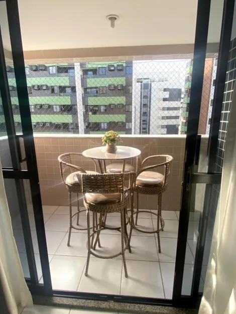 Apartamento com 3 Quartos com Varanda  venda no Edifcio Nantes na Ponta Verde