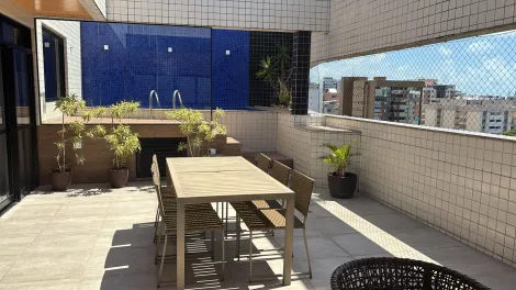 Cobertura Duplex com Piscina Privativa no Edifcio Ravello na Ponta Verde