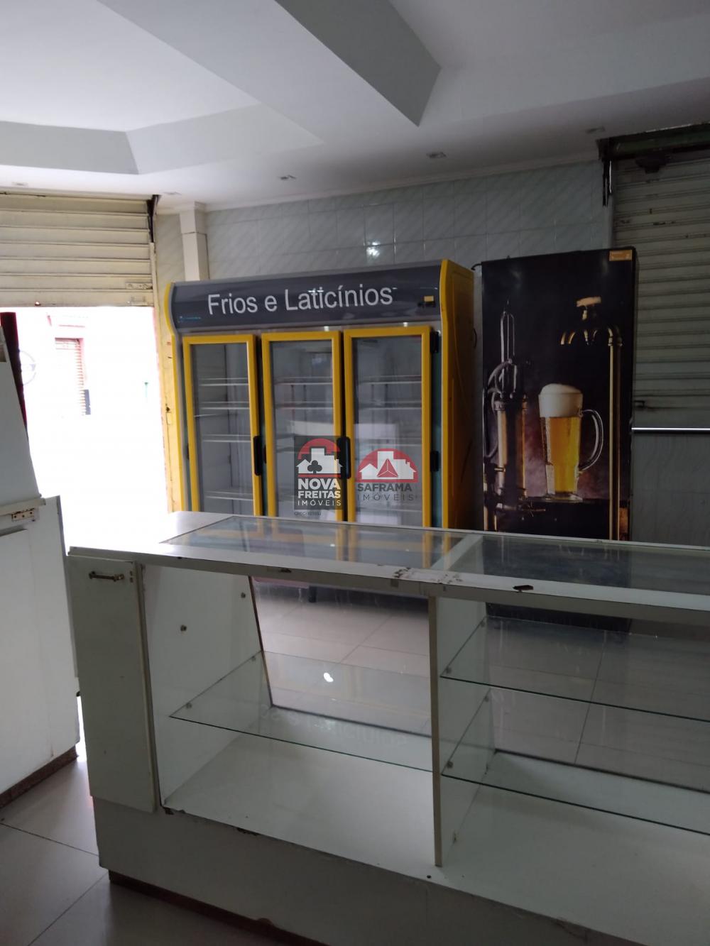 Alugar Comercial / Loja em S&atilde;o Jos&eacute; dos Campos R$ 3.800,00 - Foto 3