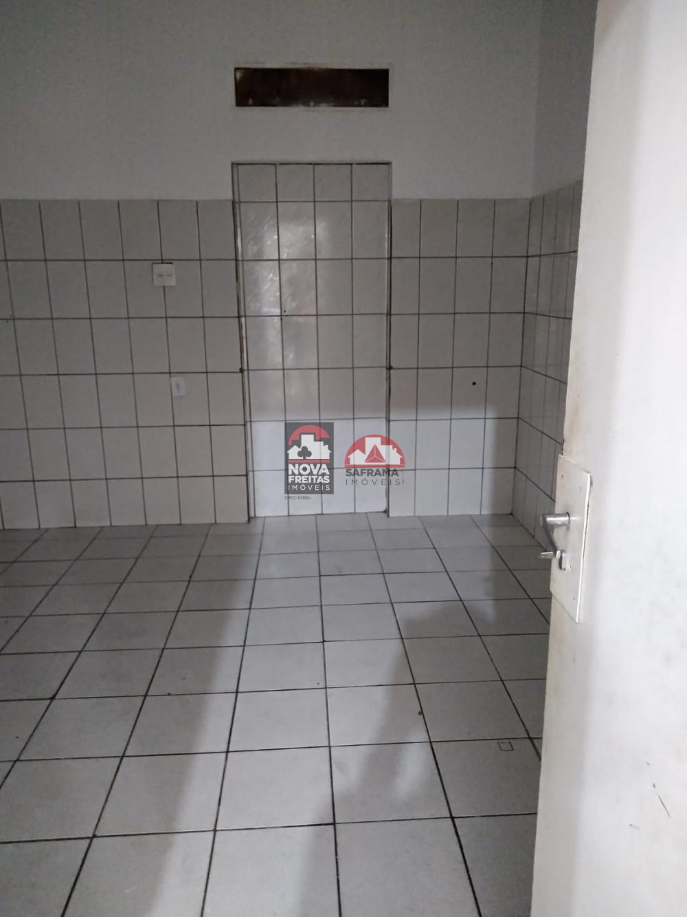 Alugar Comercial / Loja em S&atilde;o Jos&eacute; dos Campos R$ 3.800,00 - Foto 5