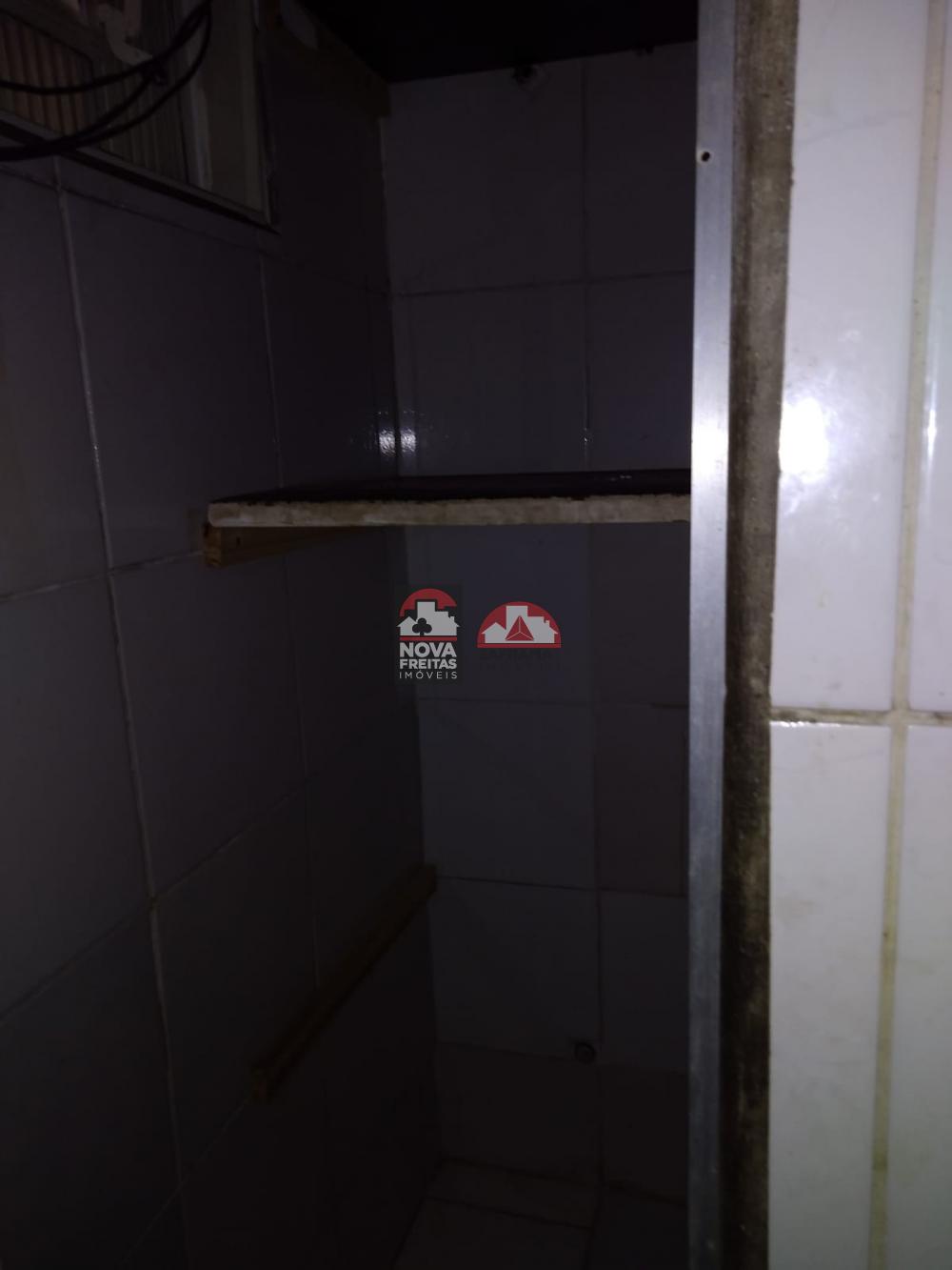 Alugar Comercial / Loja em S&atilde;o Jos&eacute; dos Campos R$ 3.800,00 - Foto 15