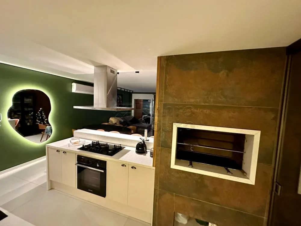 Comprar Apartamento / Padr&atilde;o em Pelotas R$ 1.200.000,00 - Foto 3