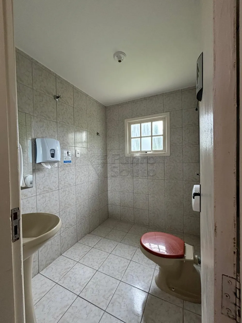 Comprar Casa / Padr&atilde;o em Pelotas R$ 1.600.000,00 - Foto 15