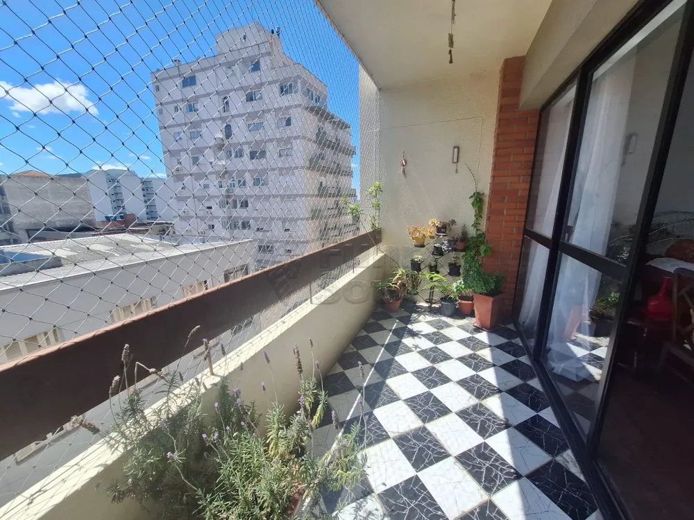 Alugar Apartamento / Padr&atilde;o em Pelotas R$ 1.600,00 - Foto 3