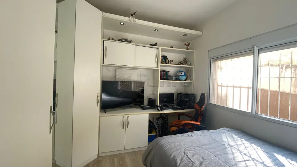 Alugar Apartamento / Padr&atilde;o em Pelotas R$ 99.999,00 - Foto 6