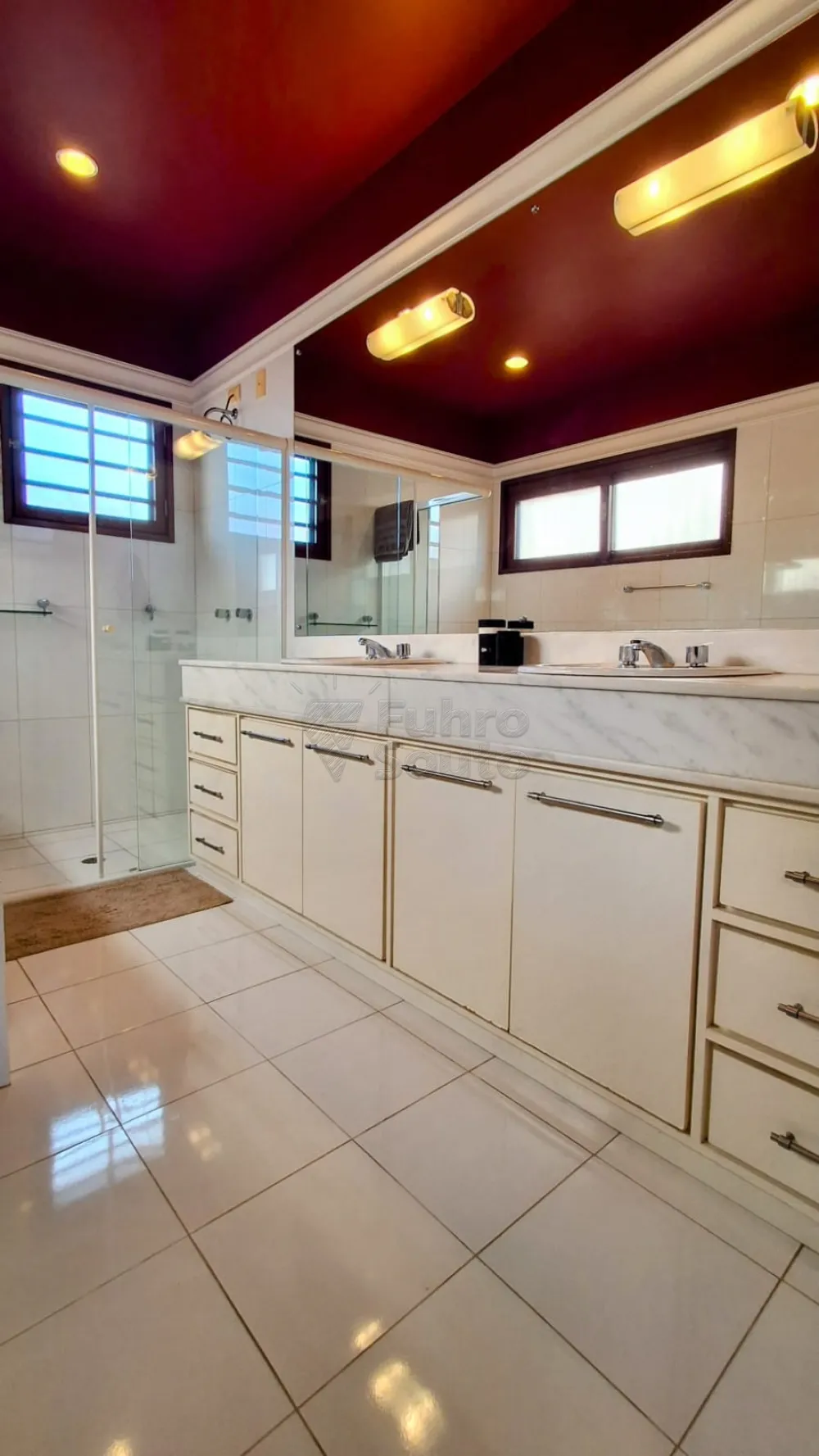 Comprar Casa / Padr&atilde;o em Pelotas R$ 1.650.000,00 - Foto 16