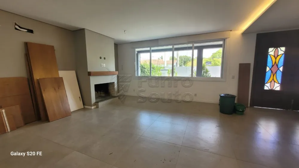 Comprar Casa / Padr&atilde;o em Pelotas R$ 1.000.000,00 - Foto 1