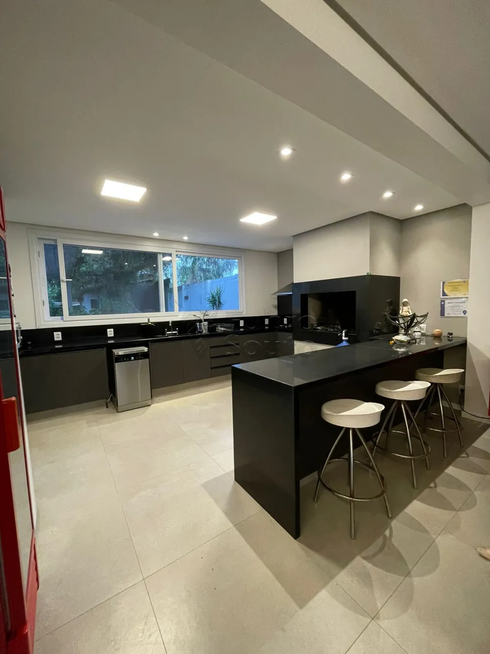 Comprar Casa / Padr&atilde;o em Pelotas R$ 1.000.000,00 - Foto 2