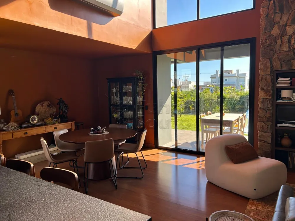 Comprar Casa / Condom&iacute;nio em Pelotas R$ 1.650.000,00 - Foto 2