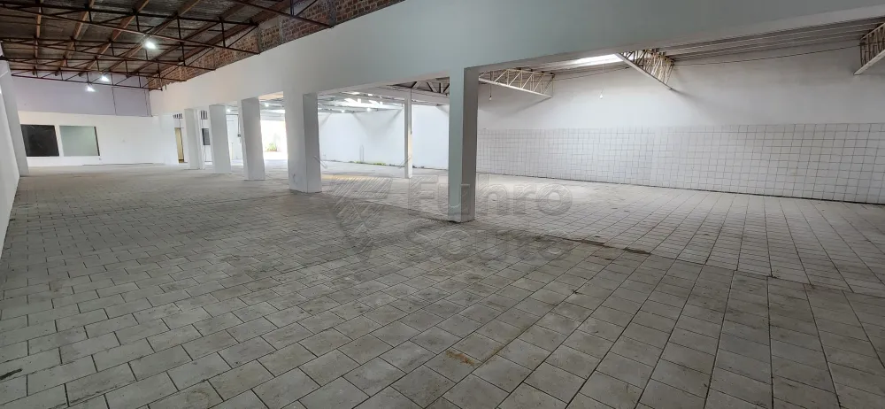 Comprar Comercial / Pr&eacute;dio em Pelotas R$ 490.000,00 - Foto 2