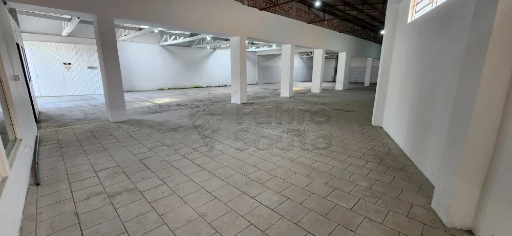 Comprar Comercial / Pr&eacute;dio em Pelotas R$ 490.000,00 - Foto 3