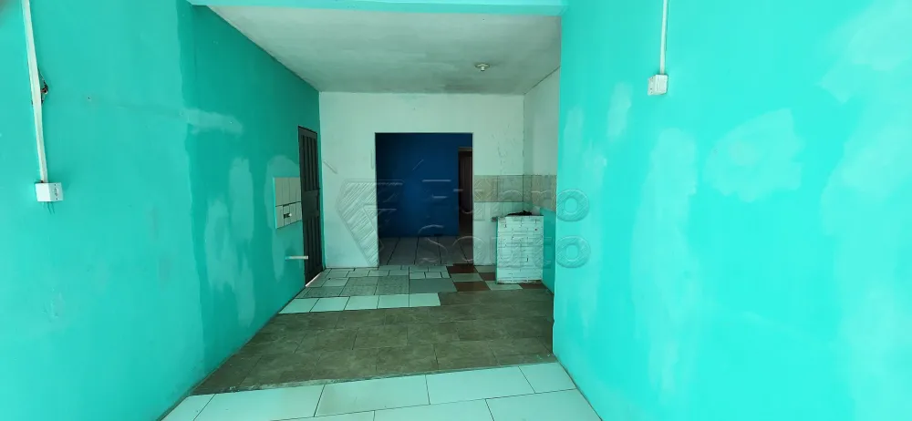 Comprar Casa / Padr&atilde;o em Pelotas R$ 150.000,00 - Foto 2