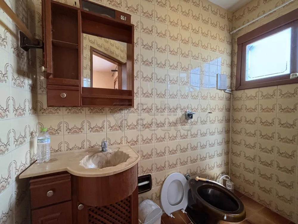 Comprar Casa / Padr&atilde;o em Pelotas R$ 560.000,00 - Foto 12