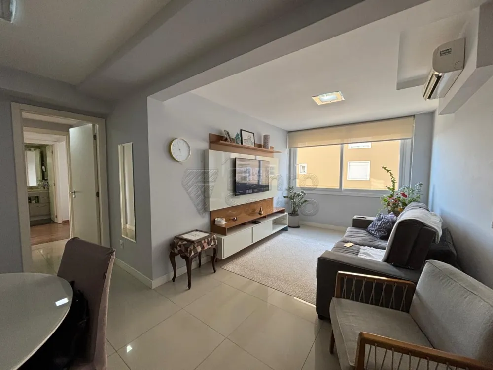 Comprar Apartamento / Padr&atilde;o em Pelotas R$ 620.000,00 - Foto 1