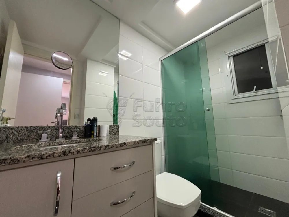 Comprar Apartamento / Padr&atilde;o em Pelotas R$ 620.000,00 - Foto 7