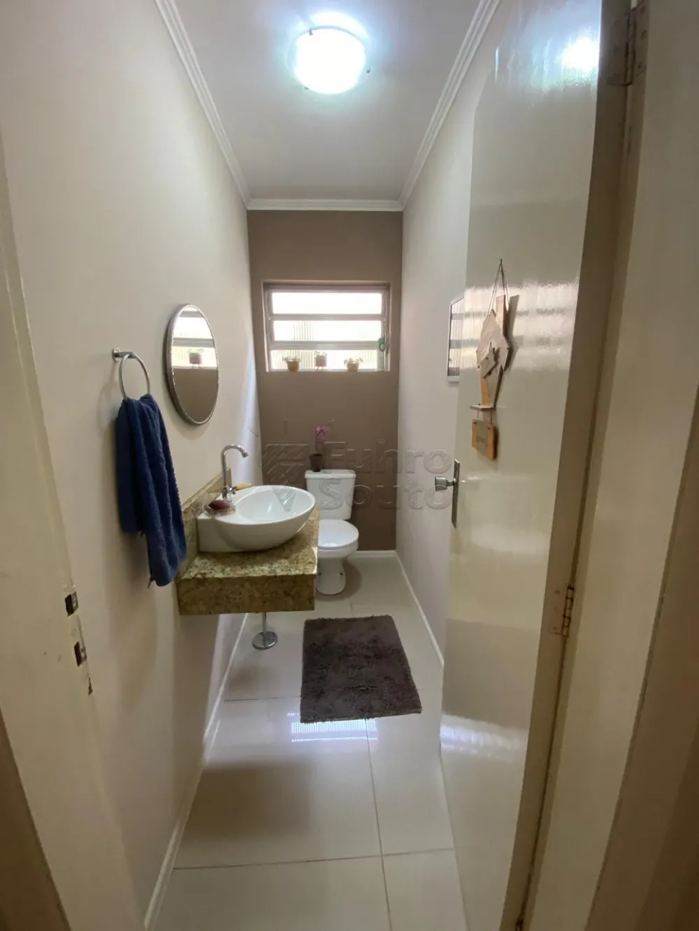 Comprar Casa / Padr&atilde;o em Pelotas R$ 692.000,00 - Foto 13