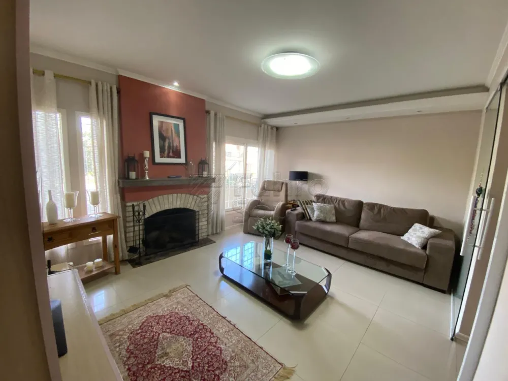 Comprar Casa / Padr&atilde;o em Pelotas R$ 692.000,00 - Foto 2