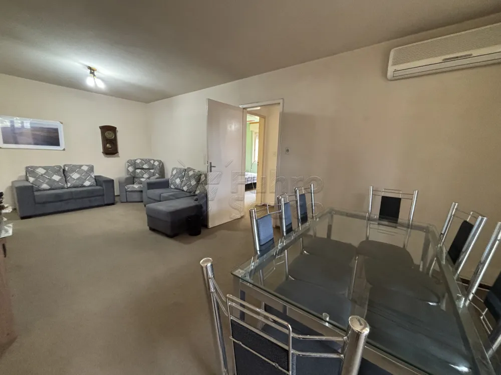 Comprar Apartamento / Padr&atilde;o em Pelotas R$ 400.000,00 - Foto 2