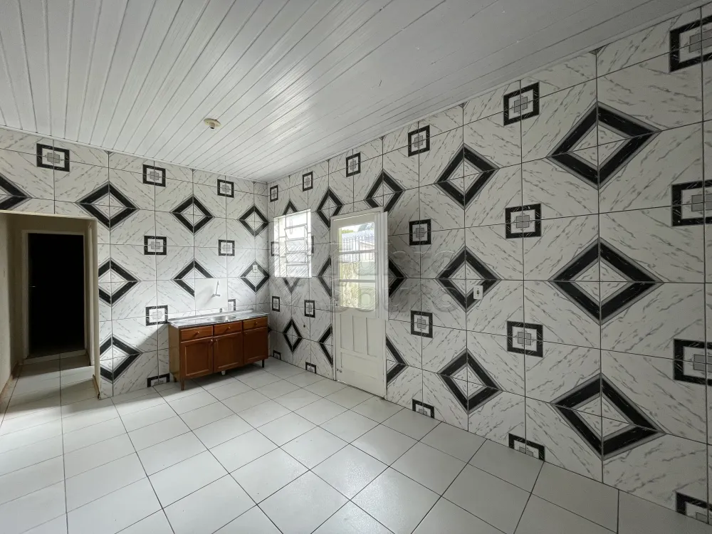 Comprar Casa / Padr&atilde;o em Pelotas R$ 650.000,00 - Foto 4