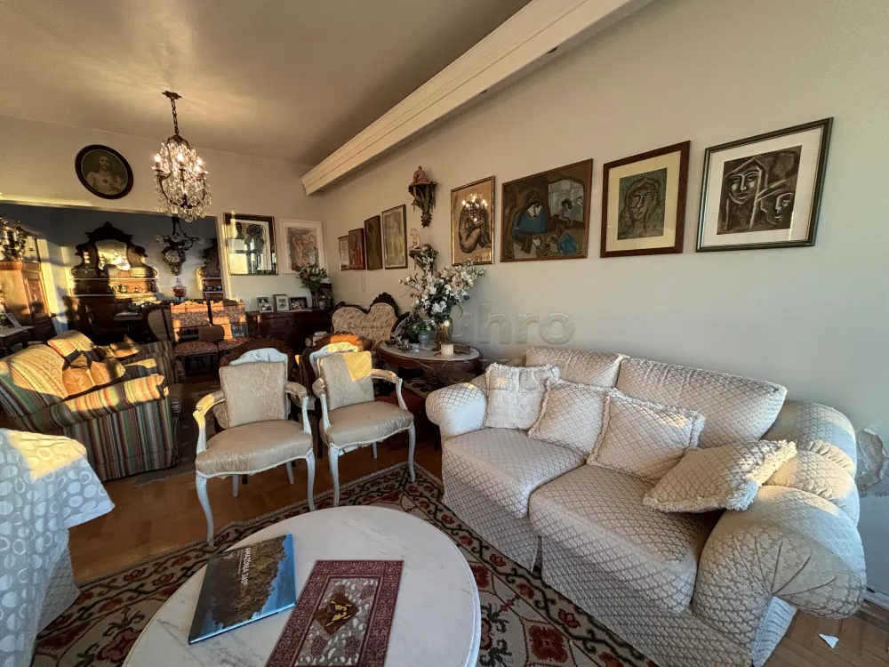 Comprar Apartamento / Padr&atilde;o em Pelotas R$ 800.000,00 - Foto 2