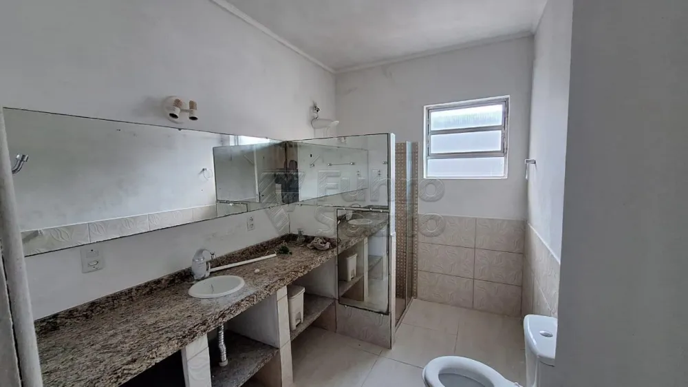 Comprar Casa / Padr&atilde;o em Pelotas R$ 670.000,00 - Foto 6