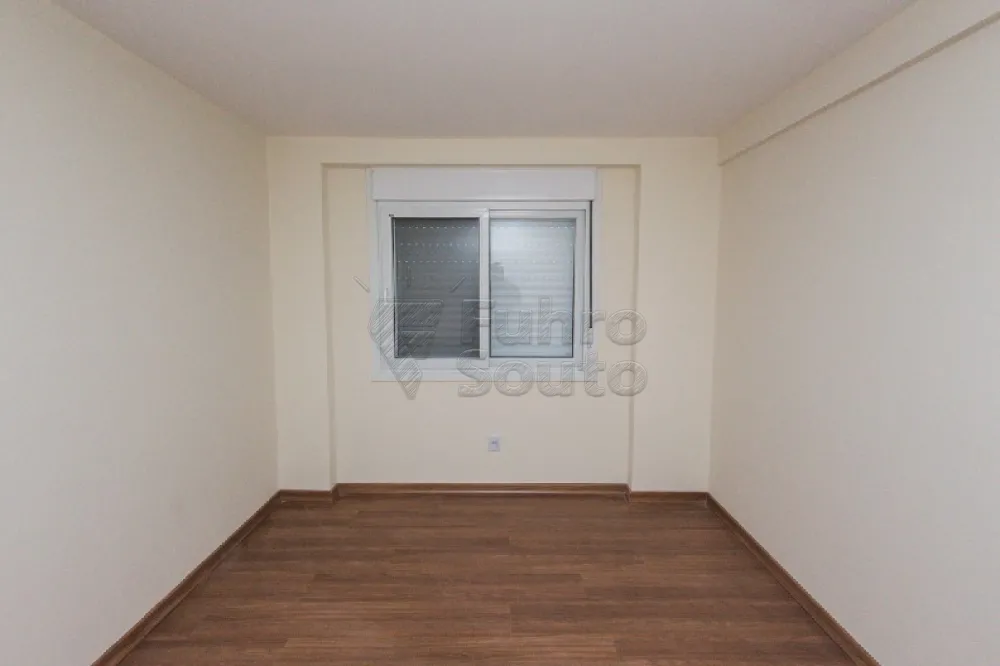 Comprar Apartamento / Padr&atilde;o em Pelotas R$ 830.000,00 - Foto 4