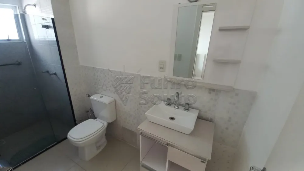 Comprar Apartamento / Padr&atilde;o em Pelotas R$ 570.000,00 - Foto 12