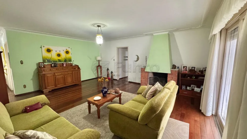 Comprar Apartamento / Padr&atilde;o em Pelotas R$ 540.000,00 - Foto 1