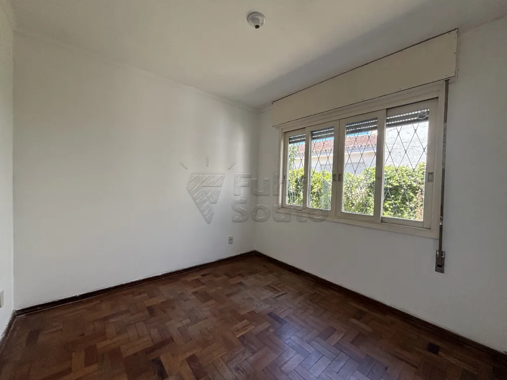 Comprar Casa / Padr&atilde;o em Pelotas R$ 1.600.000,00 - Foto 10