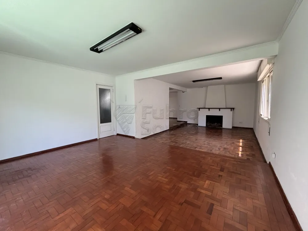 Comprar Casa / Padr&atilde;o em Pelotas R$ 1.600.000,00 - Foto 1