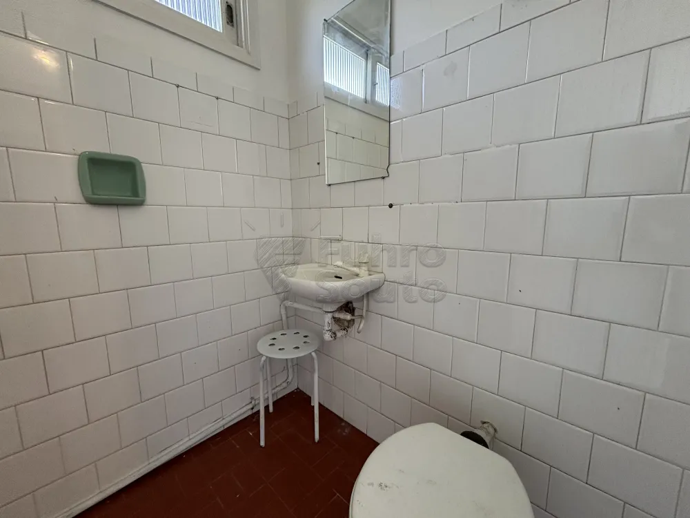 Comprar Casa / Padr&atilde;o em Pelotas R$ 1.600.000,00 - Foto 17