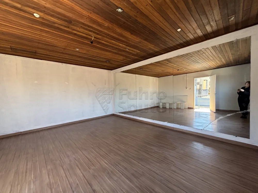 Comprar Casa / Padr&atilde;o em Pelotas R$ 1.600.000,00 - Foto 21