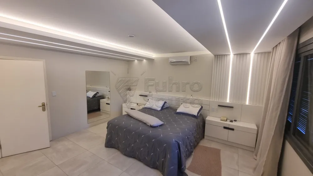 Comprar Casa / Padr&atilde;o em Pelotas R$ 2.450.000,00 - Foto 4