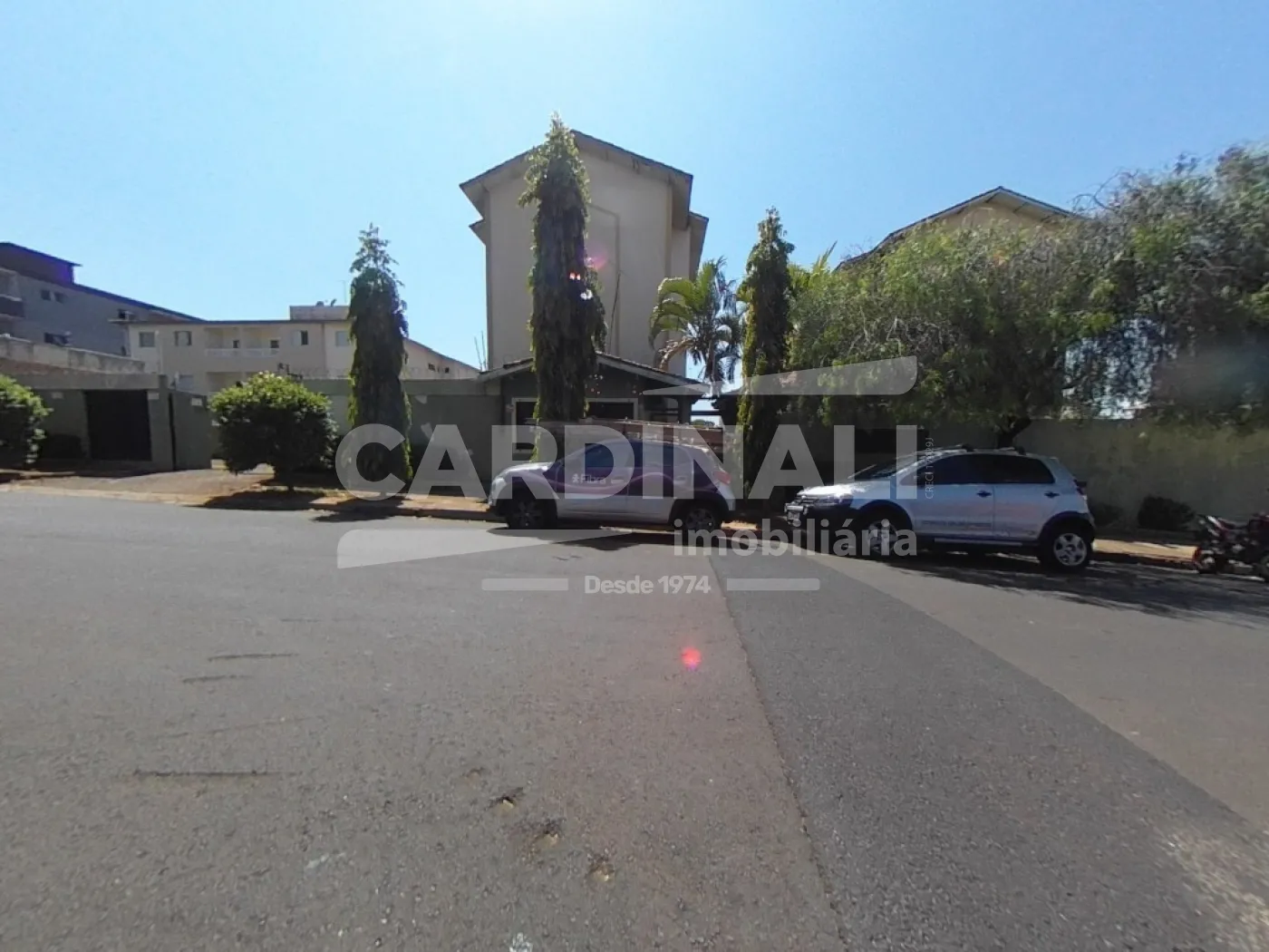 Alugar Apartamento / Padr&atilde;o em S&atilde;o Carlos R$ 1.112,00 - Foto 1