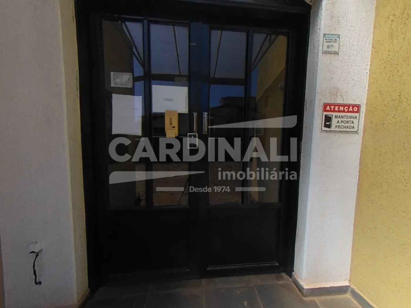 Alugar Apartamento / Padr&atilde;o em S&atilde;o Carlos R$ 1.112,00 - Foto 6