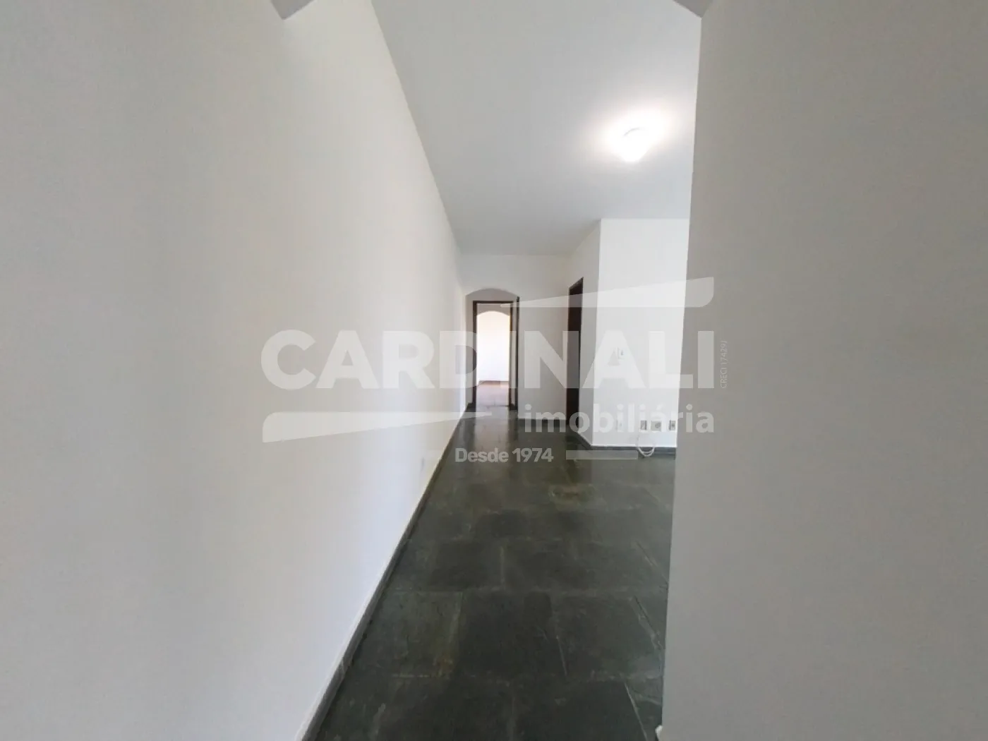 Alugar Apartamento / Padr&atilde;o em S&atilde;o Carlos R$ 1.112,00 - Foto 7