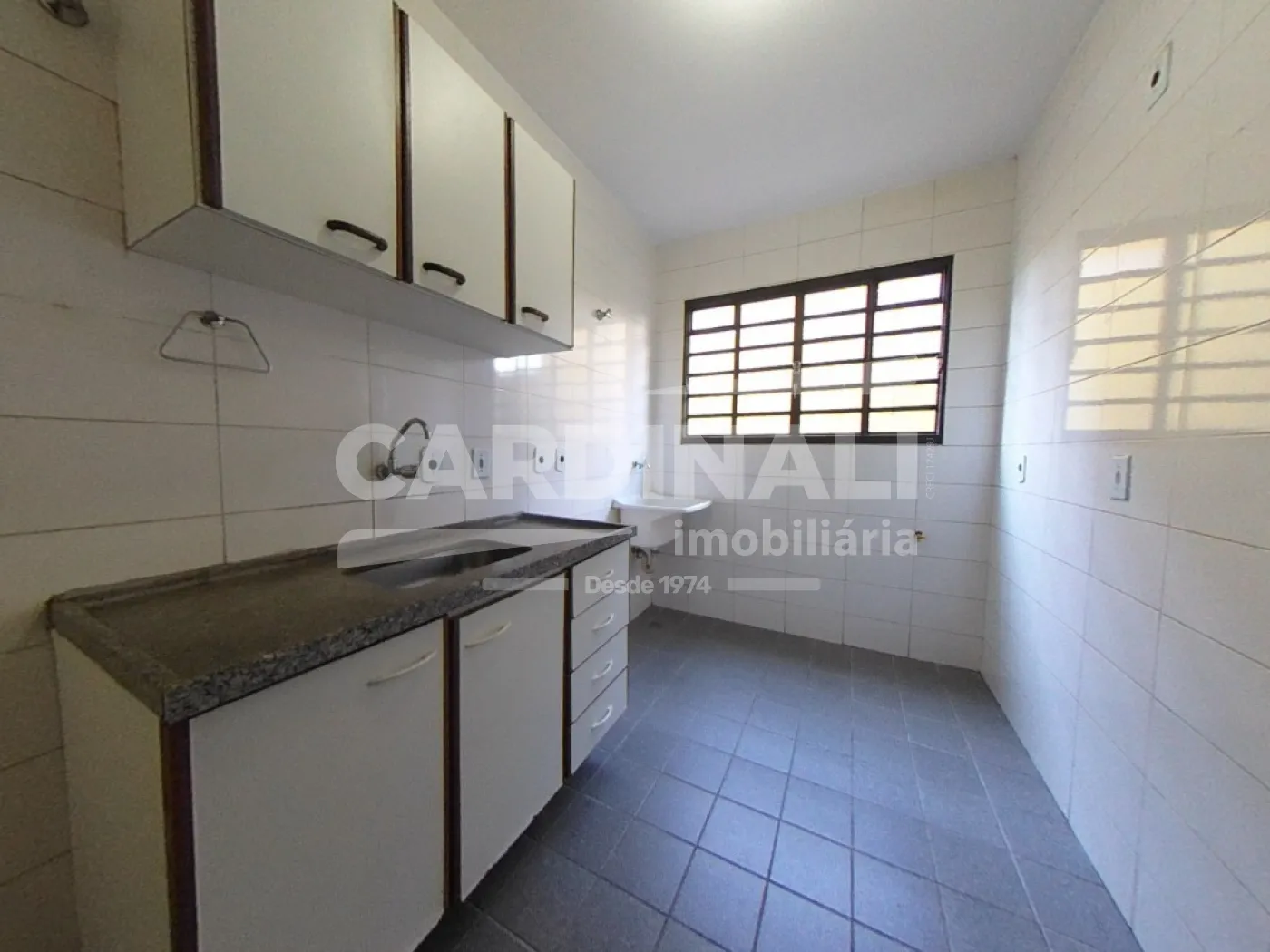 Alugar Apartamento / Padr&atilde;o em S&atilde;o Carlos R$ 1.112,00 - Foto 8