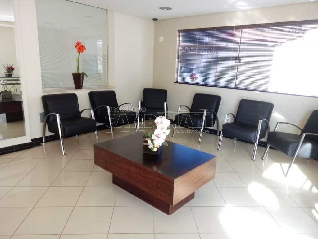 Apartamento / Padrão em Araraquara 