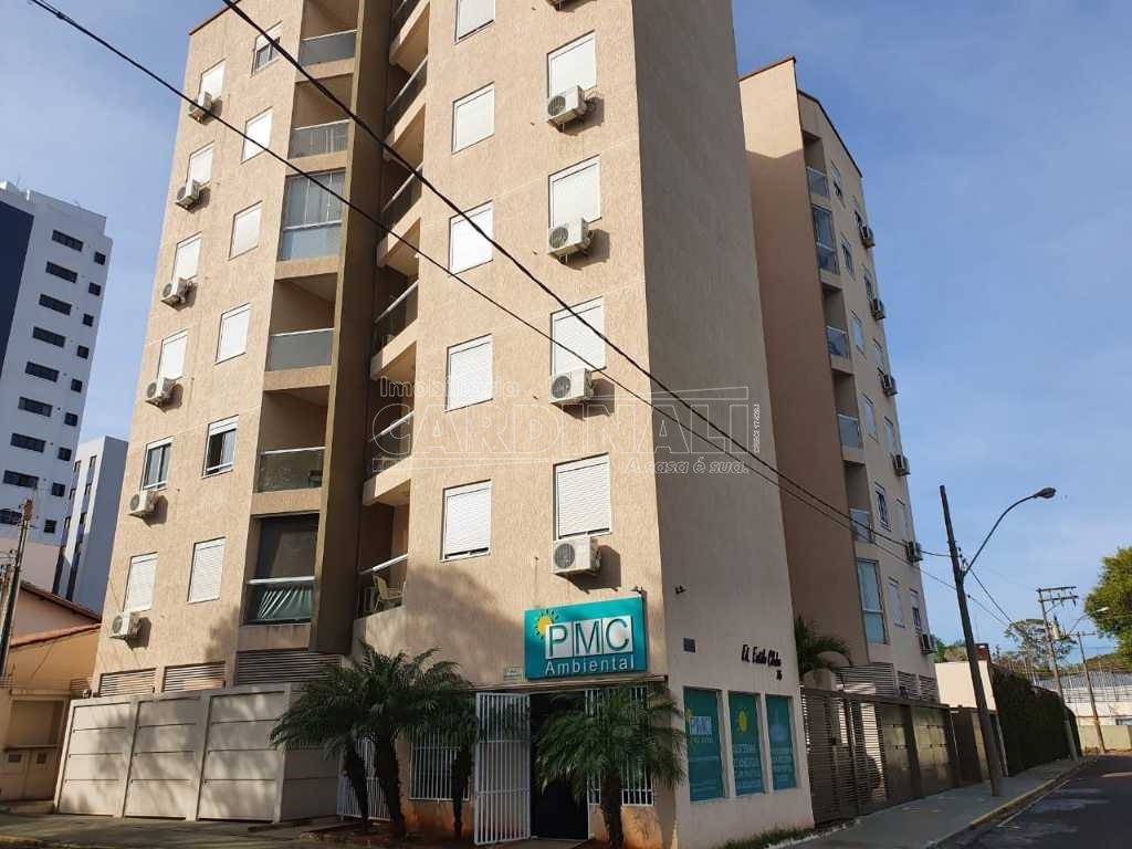 Apartamento / Padrão em São Carlos 