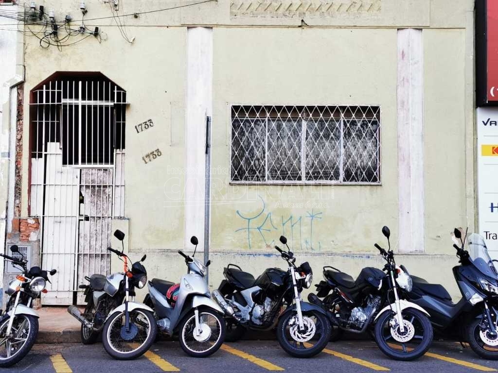 Casa / Padrão em Araraquara 