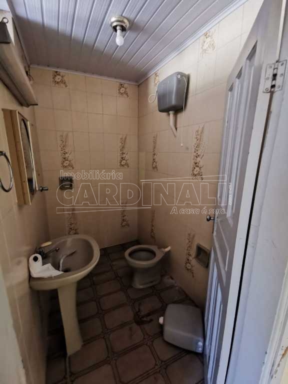 Casa / Padrão em Araraquara Alugar por R$850,00