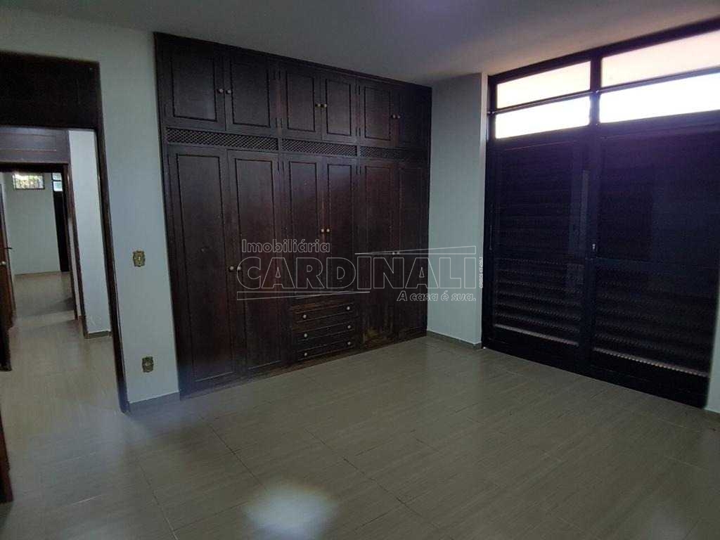 Casa / Padrão em Ibaté Alugar por R$6.700,00